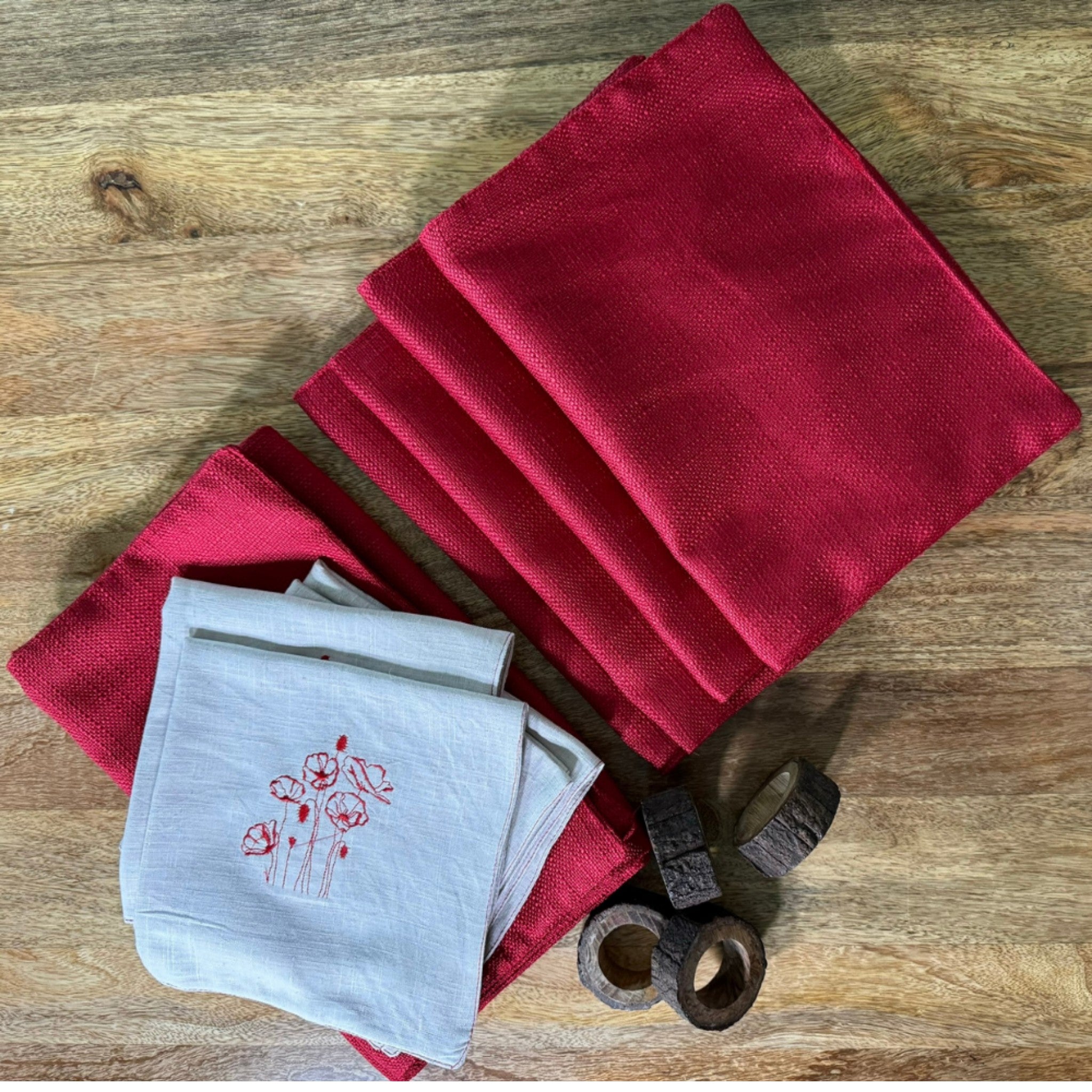 Elegance Ensemble Table Decor set of 4