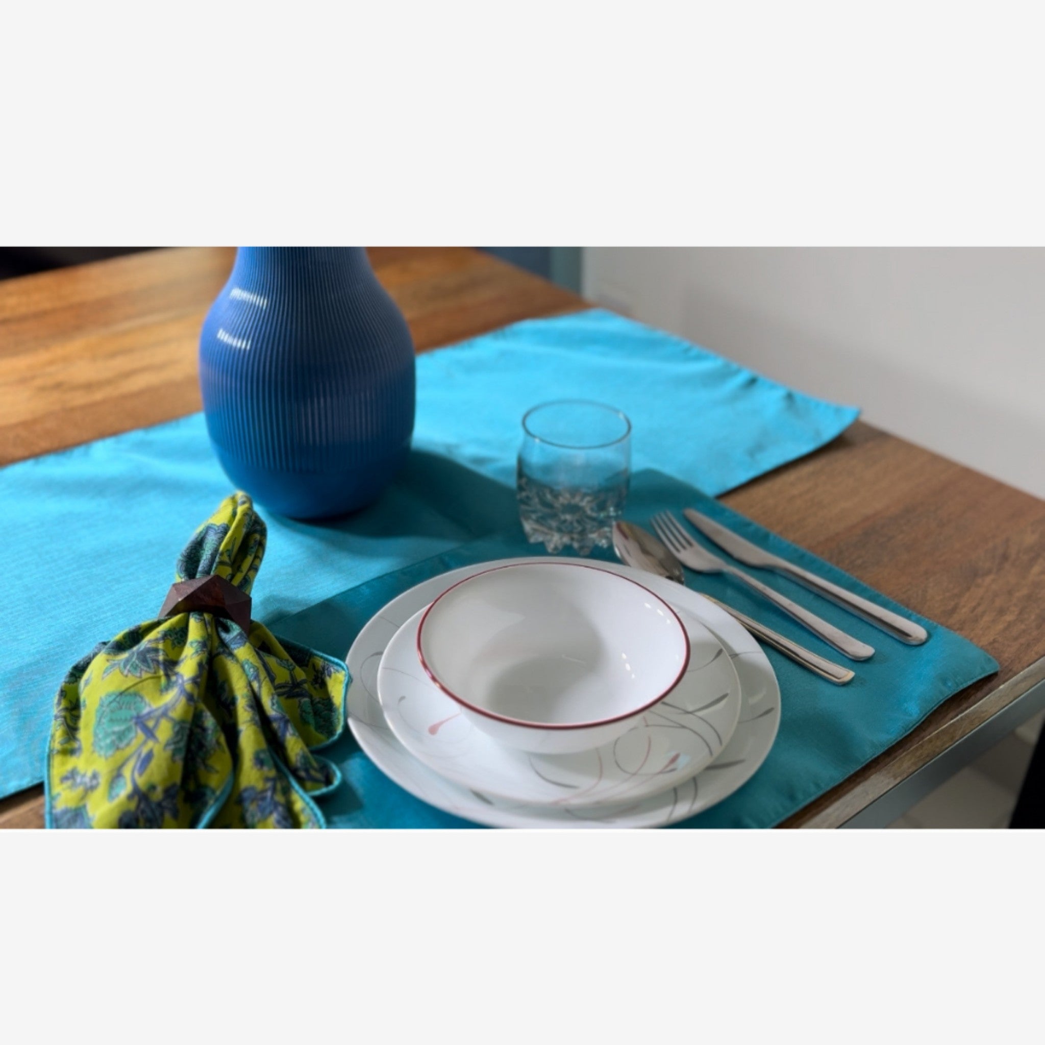 Cyan Table Decor set of 6