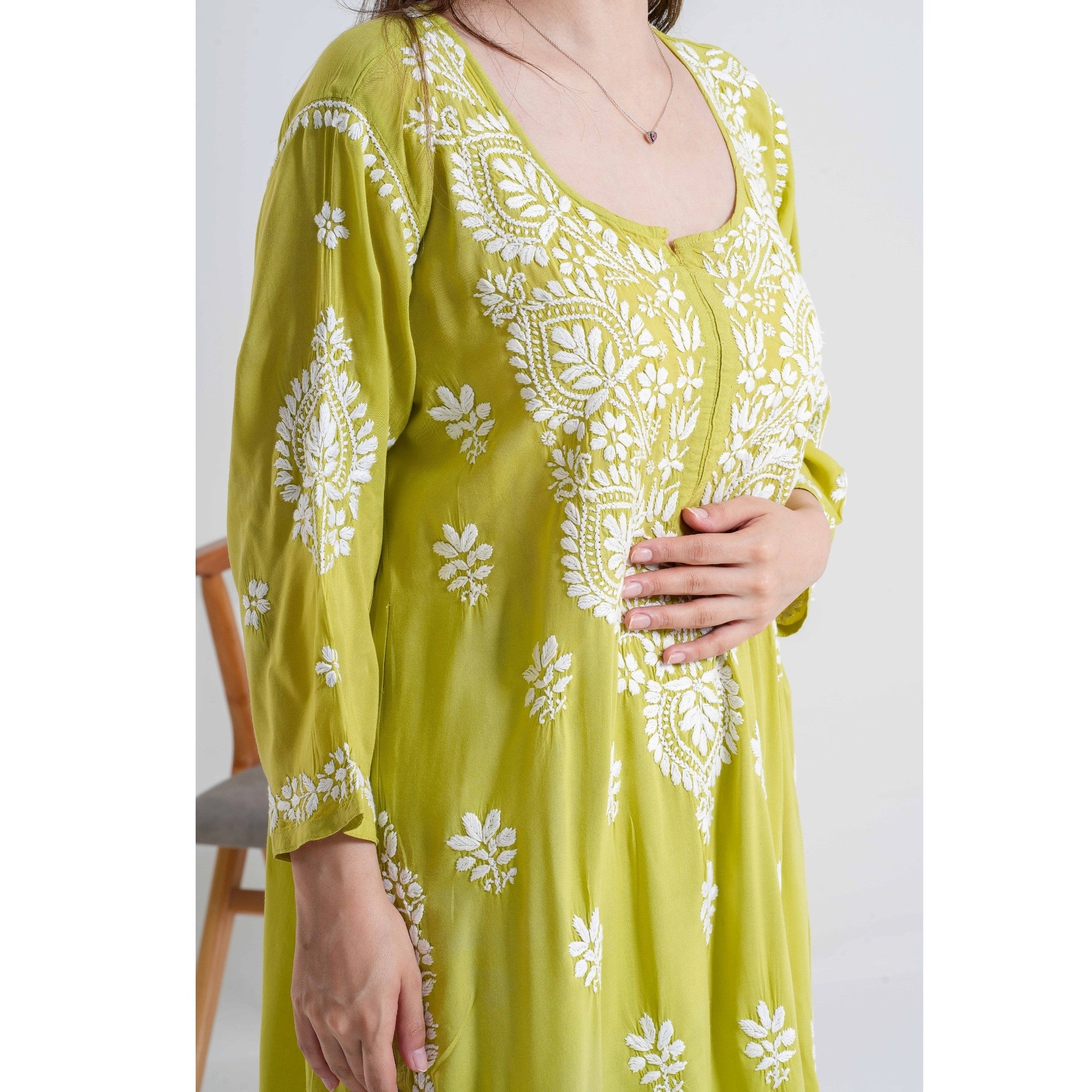 Zaitoon Saaz Olive Green Handcrafted Chikankari Set