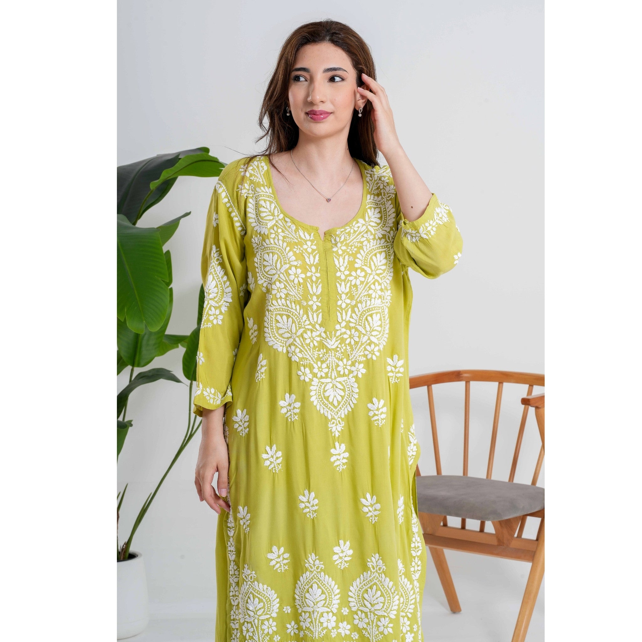 Zaitoon Saaz Olive Green Handcrafted Chikankari Set