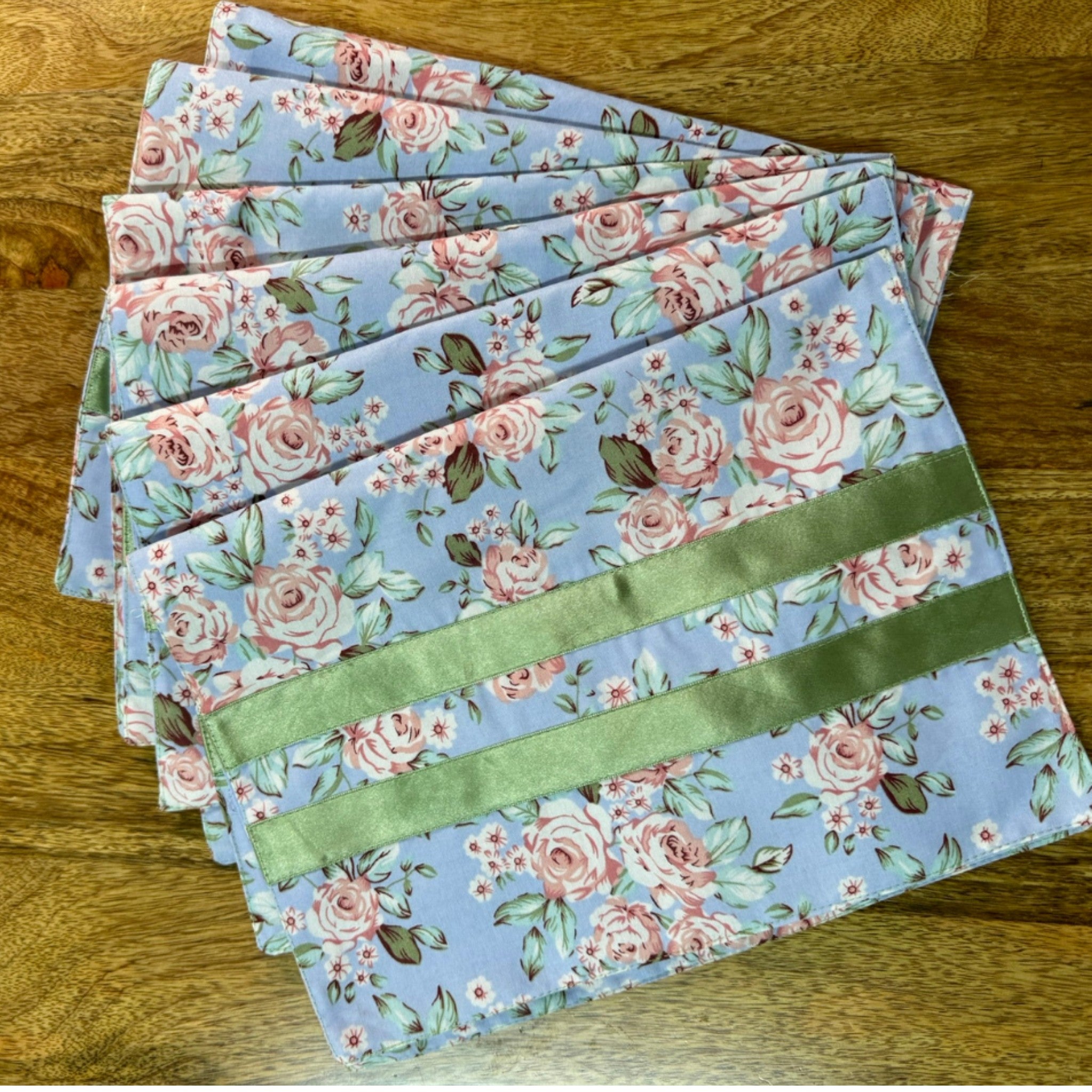 Melange Green Table Decor Set of 6