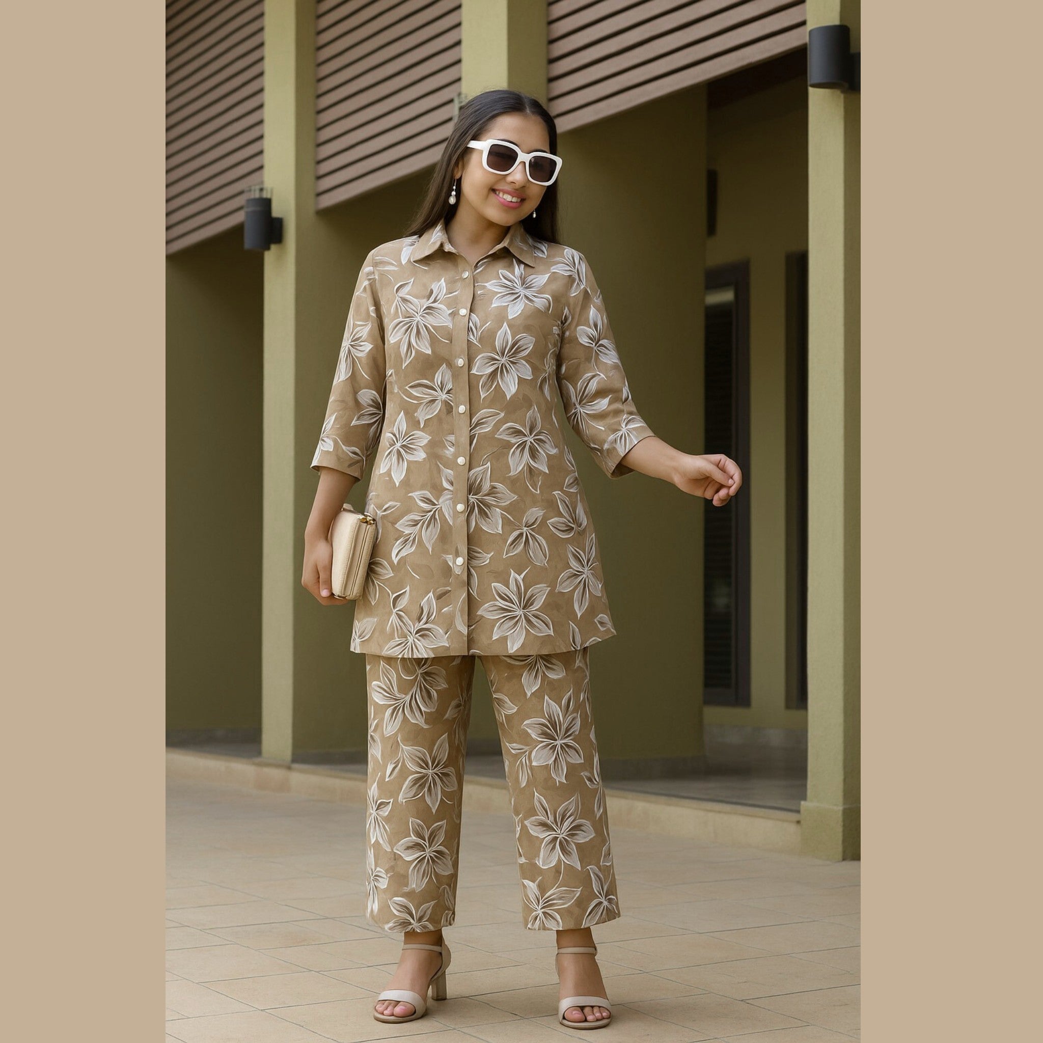 Sandstone Bloom Brown Cord Set